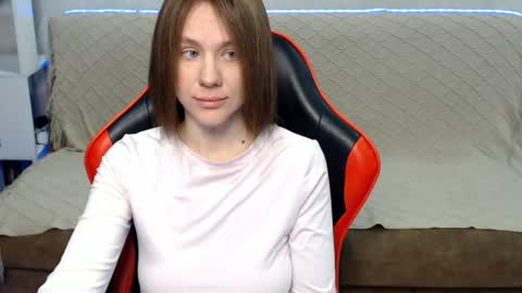 baby_kitte online show from February 1, 2026, 1:04 am