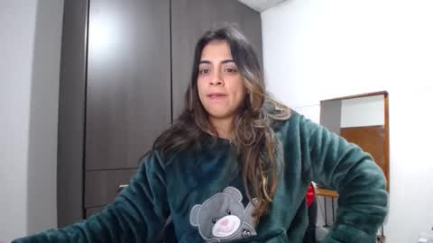 Snapshot of baby_roose chatting on January 5, 2025, 4:04 am Baby online show from January 5, 2025, 4:04 am