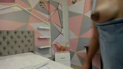 Snapshot of babyangel18_ chatting on January 11, 2025, 4:46 pm ANGEL online show from January 11, 2025, 4:46 pm