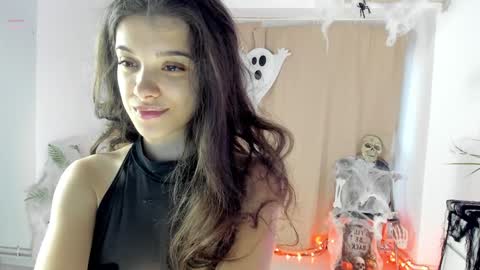 Aylin  online show from October 25, 2025, 5:37 am