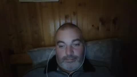 Darren online show from December 17, 2025, 11:33 pm