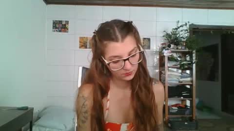 Snapshot of babydemon6 chatting on February 23, 2026, 5:32 pm babydemon6 online show from February 23, 2026, 5:32 pm
