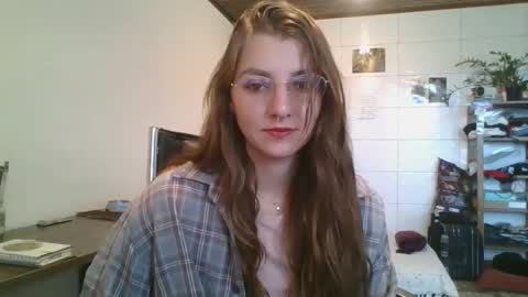 Snapshot of babydemon6 chatting on April 29, 2026, 2:21 pm babydemon6 online show from April 29, 2026, 2:21 pm