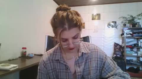 Snapshot of babydemon6 chatting on April 29, 2026, 6:14 pm babydemon6 online show from April 29, 2026, 6:14 pm