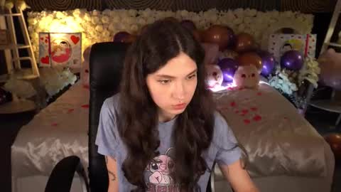 Snapshot of babyflowerr chatting on February 22, 2026, 8:18 pm Sasha online show from February 22, 2026, 8:18 pm