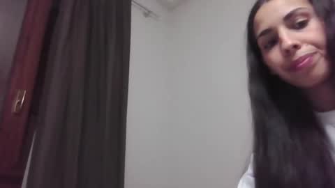 babyhoney6969 online show from April 10, 2026, 9:19 pm