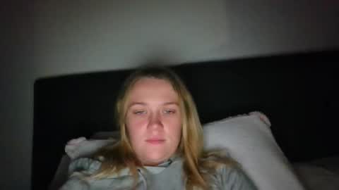 babykay03 online show from December 21, 2025, 9:05 am