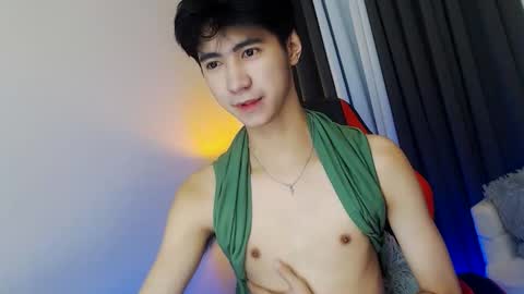 Snapshot of babymasterbater chatting on December 13, 2025, 9:42 pm call me james online show from December 13, 2025, 9:42 pm