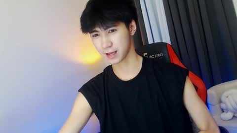 Snapshot of babymasterbater chatting on December 14, 2025, 5:51 pm call me james online show from December 14, 2025, 5:51 pm