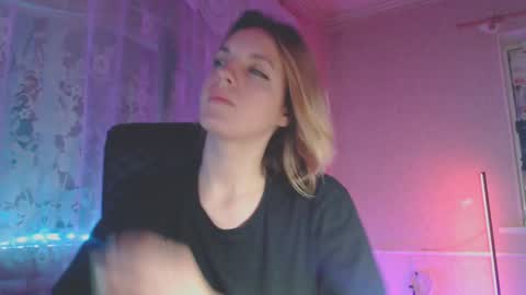 Sonya online show from February 7, 2025, 1:15 am