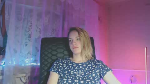 Sonya online show from March 12, 2025, 11:33 pm