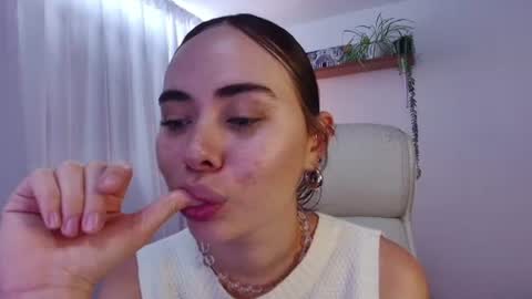 Snapshot of babyprincesstalia chatting on July 22, 2026, 8:11 pm Talia online show from July 22, 2026, 8:11 pm