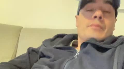 Snapshot of bach77 chatting on February 24, 2025, 3:09 pm bach online show from February 24, 2025, 3:09 pm