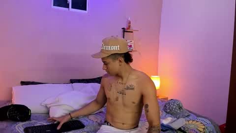 Snapshot of bad_boy__777 chatting on September 22, 2025, 6:54 pm bad_boy__777 online show from September 22, 2025, 6:54 pm