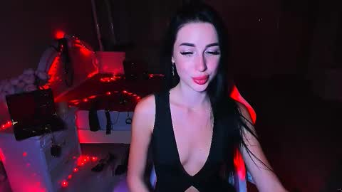 Miss Desire...do you remember online show from September 25, 2025, 3:16 pm