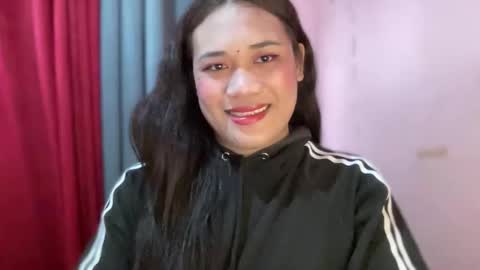 AMARA - FOLLOW ME AND THUMBS UP online show from March 1, 2026, 11:07 pm