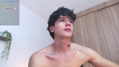 Snapshot of badboy_one chatting on September 19, 2025, 9:15 pm jhojan online show from September 19, 2025, 9:15 pm