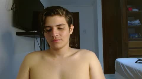 badbunny_69_ online show from March 4, 2026, 2:17 am