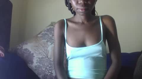 Snapshot of baddie_floxxy chatting on February 17, 2026, 3:47 am baddie_floxxy online show from February 17, 2026, 3:47 am