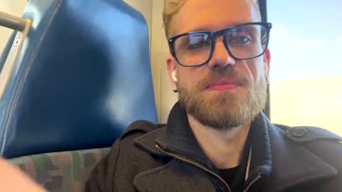 Snapshot of baddonkey666 chatting on February 19, 2025, 4:11 pm baddonkey666 online show from February 19, 2025, 4:11 pm