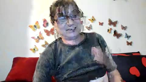 Gina online show from December 19, 2024, 2:35 pm