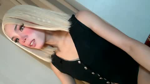 Snapshot of badgirl_jasmine chatting on June 22, 2026, 10:12 am jasmine online show from June 22, 2026, 10:12 am