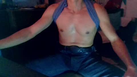 Mexican livin Off the Wall online show from February 4, 2025, 6:14 am