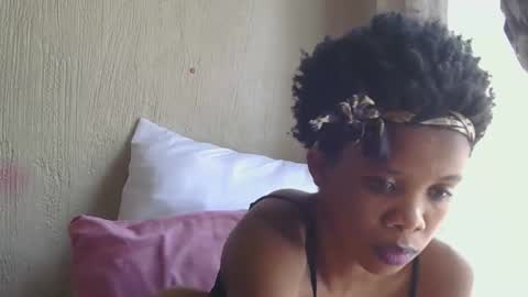 Lily online show from September 20, 2025, 8:37 am