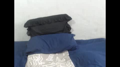 Lily online show from October 18, 2025, 6:16 am