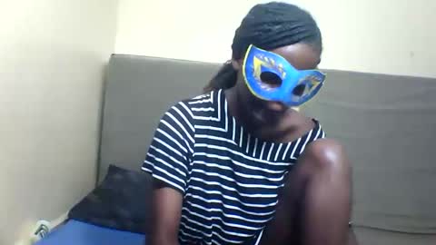 Snapshot of bads_girles chatting on January 18, 2026, 5:06 pm bads_girles online show from January 18, 2026, 5:06 pm