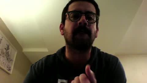 Snapshot of badtwister chatting on December 30, 2024, 10:01 pm badtwister online show from December 30, 2024, 10:01 pm