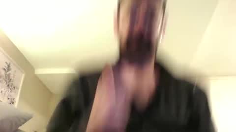 Snapshot of badtwister chatting on January 4, 2025, 6:19 am badtwister online show from January 4, 2025, 6:19 am