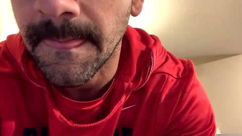 Snapshot of badtwister chatting on December 21, 2025, 8:10 am badtwister online show from December 21, 2025, 8:10 am