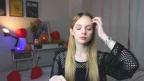 Kate online show from April 29, 2026, 4:11 pm