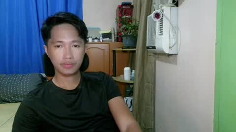 Snapshot of baggage00 chatting on June 29, 2026, 4:40 pm baggage00 online show from June 29, 2026, 4:40 pm