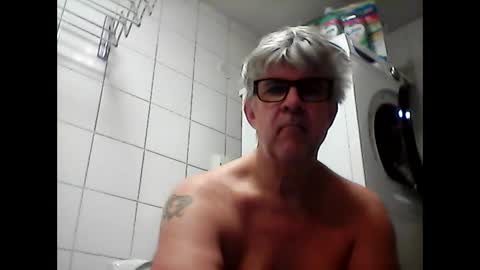 baggelina75 online show from January 26, 2025, 11:06 am