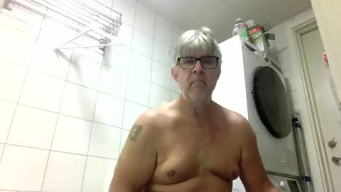 baggelina75 online show from October 21, 2025, 9:43 am