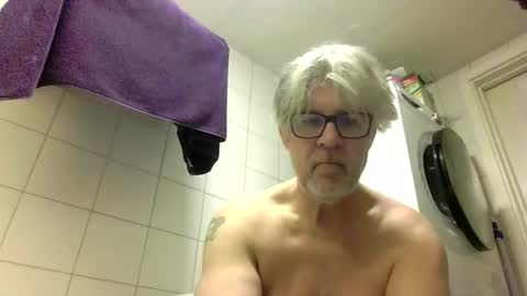 baggelina75 online show from April 26, 2026, 6:55 am