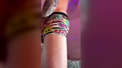 Bags24 online show from April 15, 2026, 2:57 pm