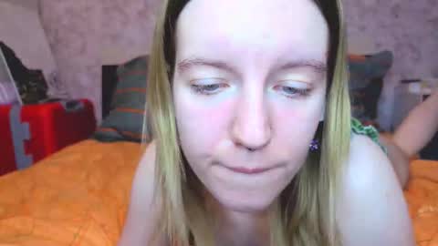 holly online show from February 5, 2026, 3:38 pm