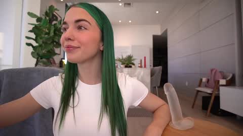 Bailey online show from January 25, 2025, 1:41 pm