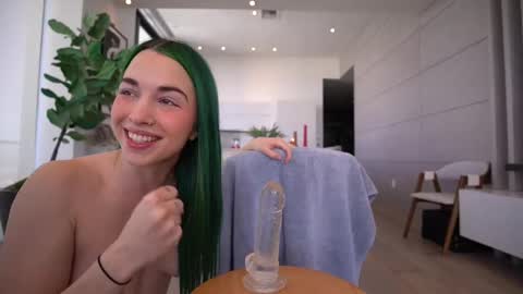 Bailey online show from February 28, 2025, 1:47 pm