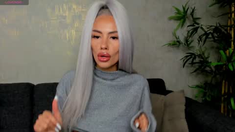 bailey_rush online show from March 10, 2025, 12:15 pm