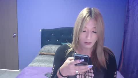 Snapshot of balentina_hot chatting on June 9, 2026, 4:40 pm valentina online show from June 9, 2026, 4:40 pm