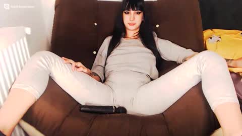 Amy online show from December 5, 2024, 1:58 am