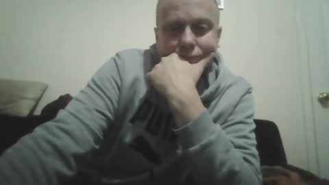 Snapshot of ballzrockwell chatting on May 17, 2026, 3:15 am ballzrockwell online show from May 17, 2026, 3:15 am