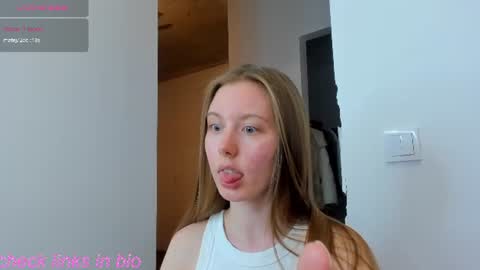 Snapshot of bam_bi chatting on July 10, 2026, 8:22 pm Kira online show from July 10, 2026, 8:22 pm