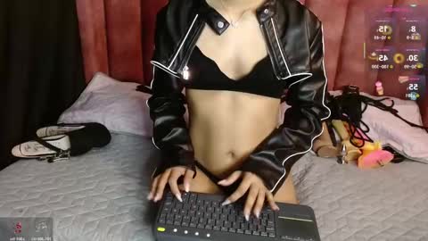 Snapshot of bambi__angels chatting on February 4, 2026, 3:29 pm Arianna online show from February 4, 2026, 3:29 pm