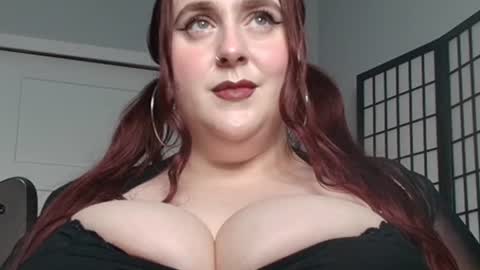 Snapshot of bambixxlynn chatting on July 13, 2026, 12:35 am bambixxlynn online show from July 13, 2026, 12:35 am