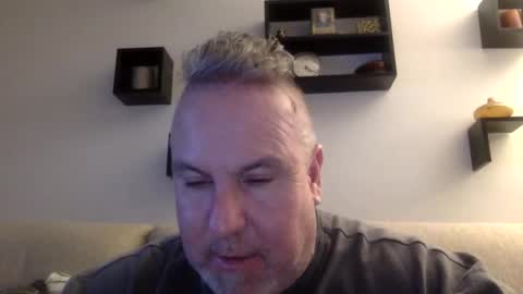 banana5289 online show from February 18, 2026, 9:22 pm